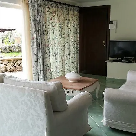 Apartment Formia, Il Giardino Di Anne - Formia