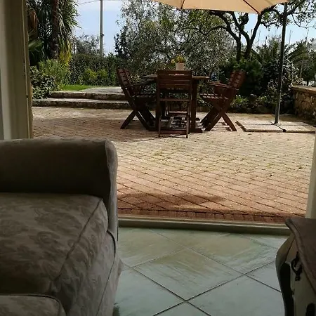 Apartment Formia, Il Giardino Di Anne - *